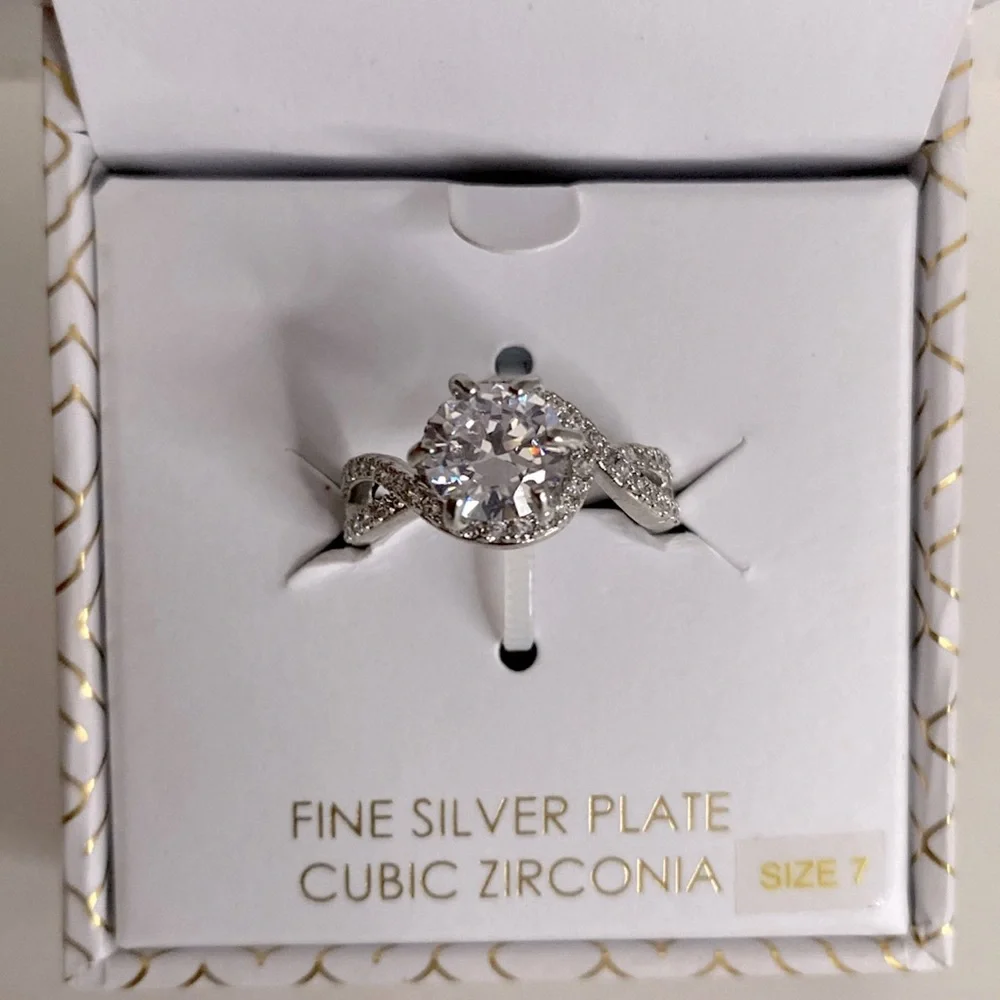 ✨🌿Elegant Fine Silver-Plated Ring